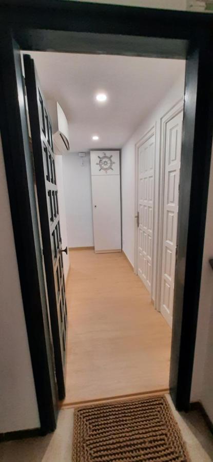 Precioso Apartamento En Primera Linea De Mar L' Escala Exteriör bild