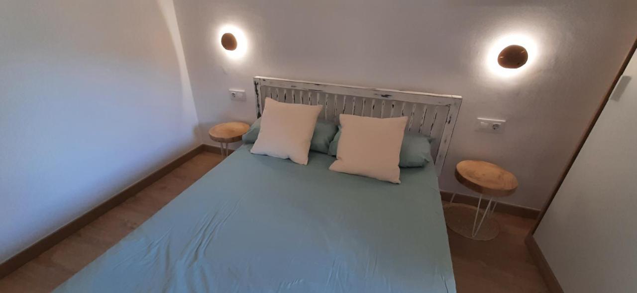 Precioso Apartamento En Primera Linea De Mar L' Escala Exteriör bild