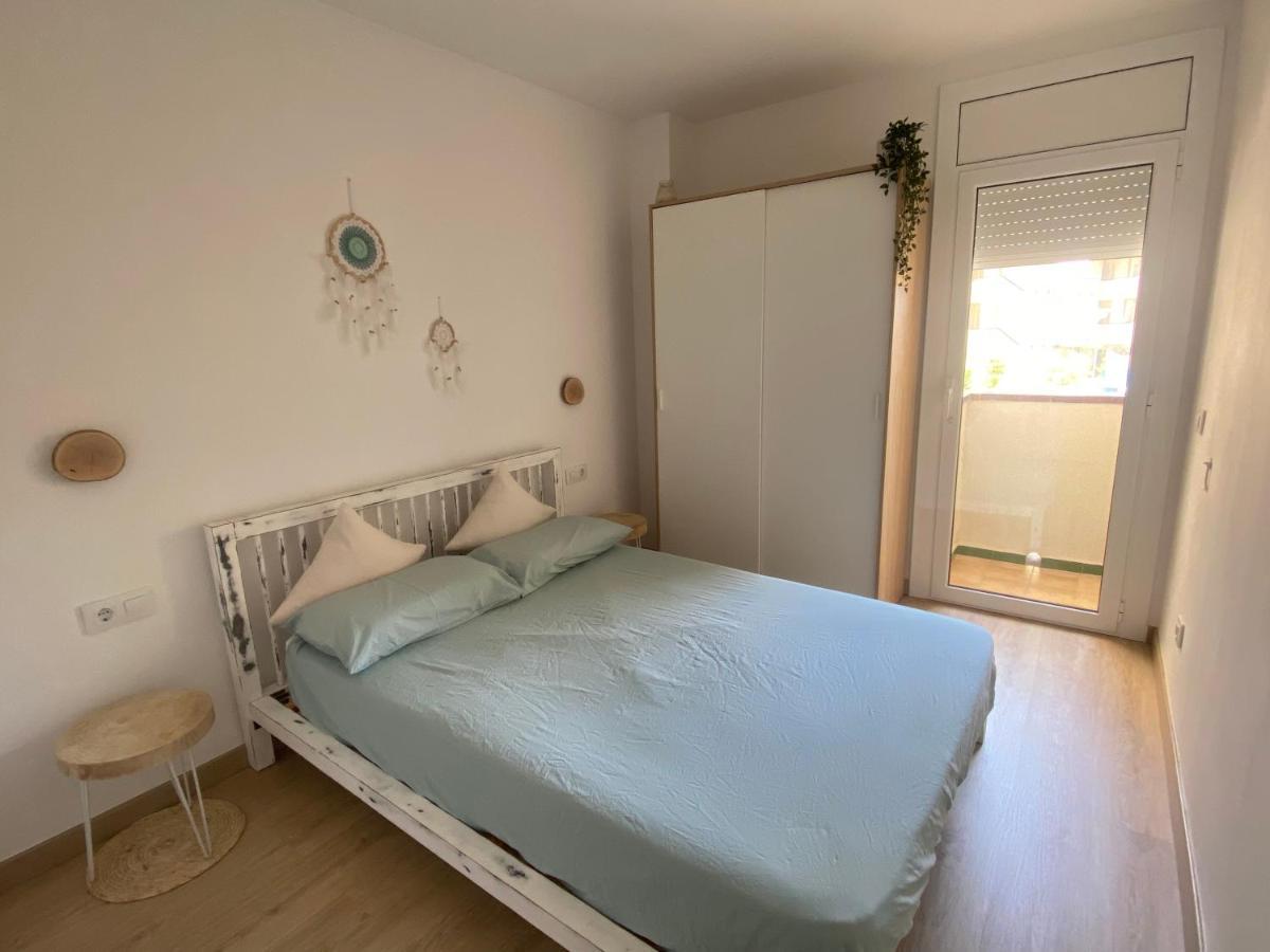 Precioso Apartamento En Primera Linea De Mar L' Escala Exteriör bild