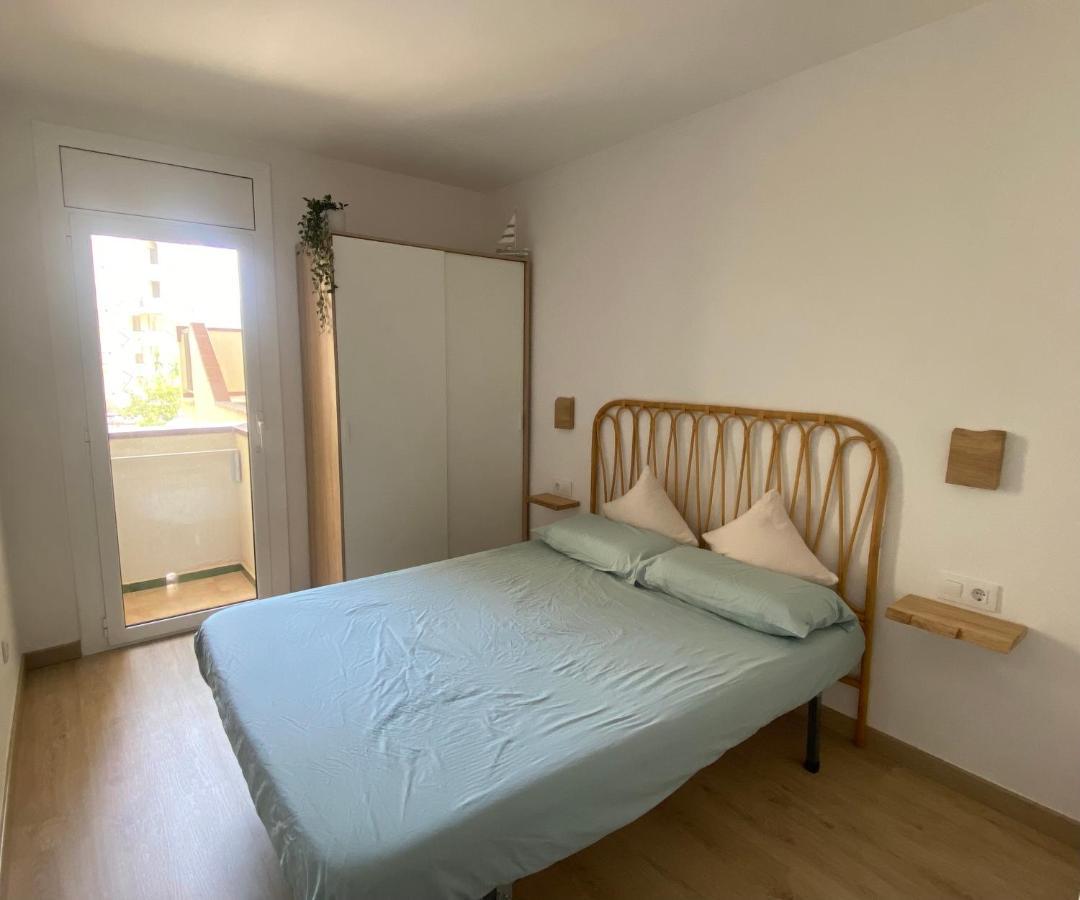 Precioso Apartamento En Primera Linea De Mar L' Escala Exteriör bild