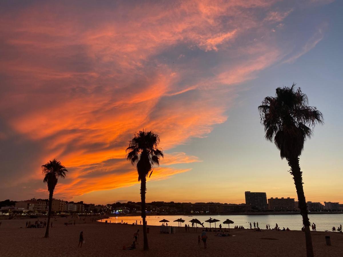 Precioso Apartamento En Primera Linea De Mar L' Escala Exteriör bild